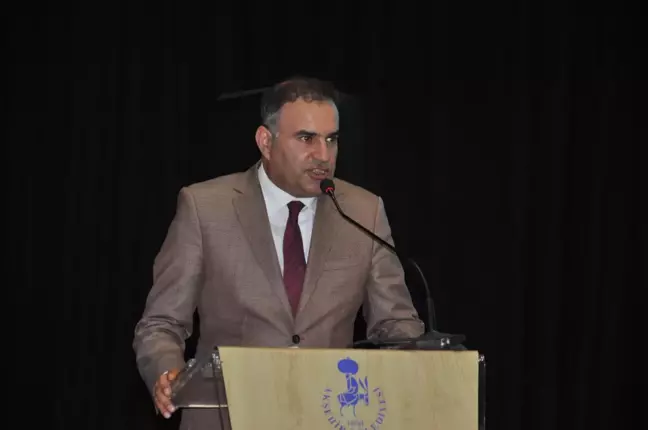 Akşehir Belediyesi başarılı öğrencileri ödüllendirdi
