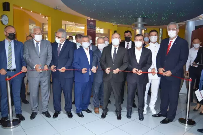 Ereğli'de heykel yarışmasında dereceye giren eserler sergilendi