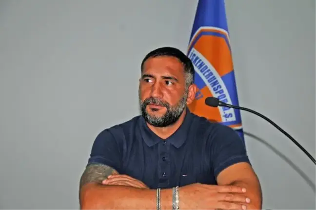 İskenderunspor'da Ümit Karan ile yollar ayrıldı; Riekerink takımın başına geçti