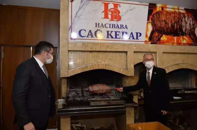 Japonya Büyükelçisi Suzuki Kazuhiro'dan Erzurum'da cağ kebabına övgü