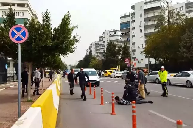 Antalya'da eski enişte tekerlekli sandalyeyle geldiği adliye önünde dehşeti yaşattı