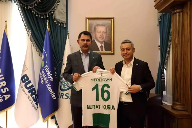 Bursa haber... Bursaspor Başkanı Ömer Furkan Banaz, Bakan Murat Kurum'la bir araya geldi