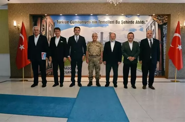 Milletvekillerinden Vali Memiş'e ziyaret