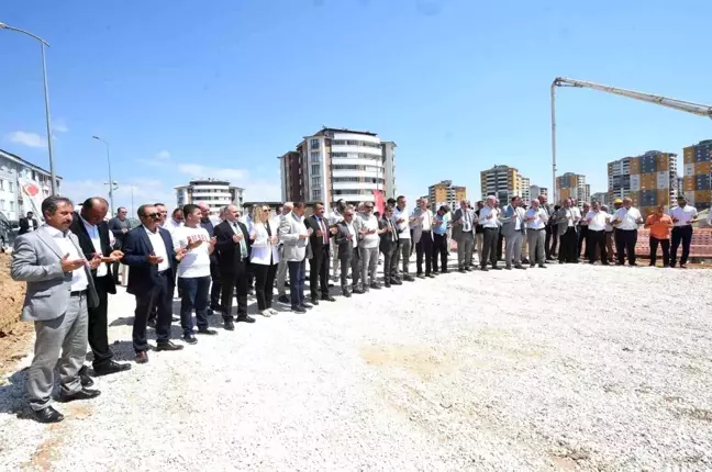 Kastamonu'da inşa edilecek kapalı pazar yerinin temeli dualarla atıldı