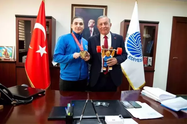 Adana Seyhan Belediyespor Kulübü Halter Takımı Milli Sporcusu Sara Yenigün Avrupa İkincisi Oldu