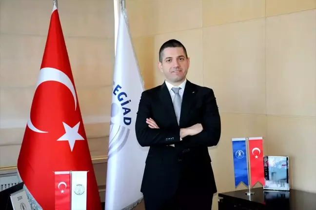 İzmir iş dünyası temsilcileri Orta Vadeli Program'ı değerlendirdi