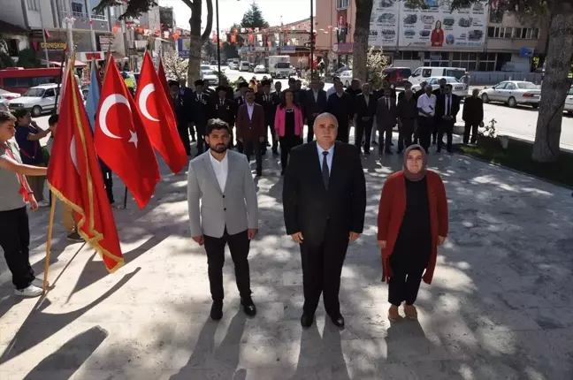 Gümüşhacıköy'de İlköğretim Haftası kutlandı