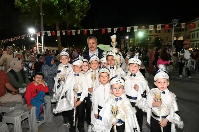 Seydişehir Belediyesi Sünnet Şöleni'nde 114 çocuk bir araya geldi
