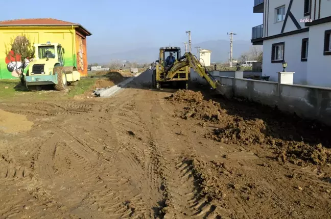 Çine Belediyesi Yollarda Bakım ve Onarım Çalışmalarına Devam Ediyor