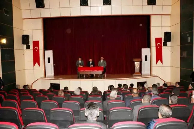 Bitlis'te muhtarlar toplantısı düzenlendi