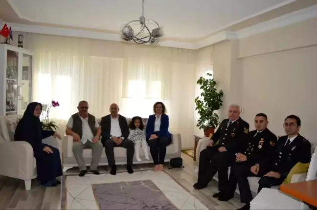 Kaymakam Mustafa Can, Akçakoca'da Şehit Aileleri ve Gazileri Ziyaret Etti