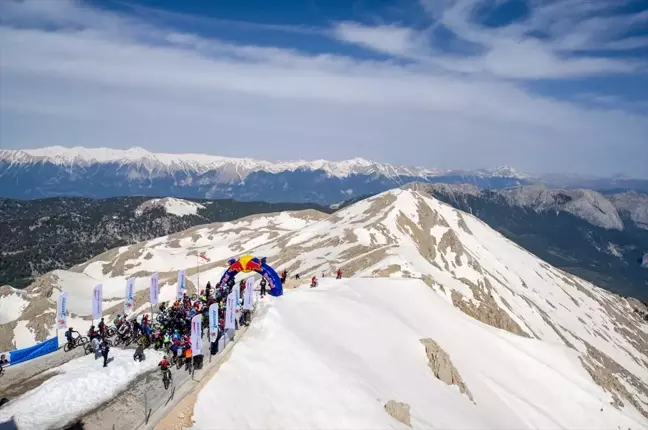 Antalya Kemer'de Sky To Sea Enduro Dağ Bisikleti Yarışı düzenlenecek