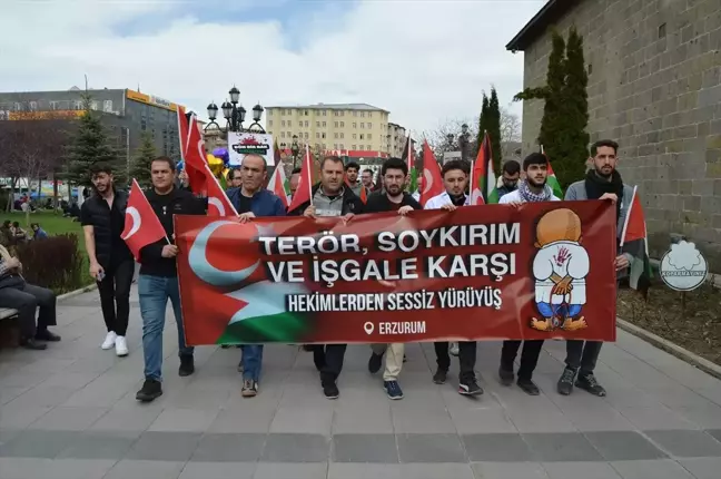 Erzurum'da Hekimler ve Sağlık Çalışanları İsrail'in Gazze'ye Saldırılarını Protesto Etti