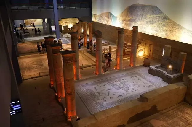 Zeugma Mozaik Müzesi'ni bayramda yaklaşık 10 bin kişi ziyaret etti