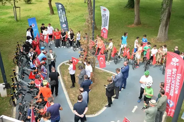 Trabzon Büyükşehir Belediyesi 15 Temmuz Demokrasi ve Milli Birlik Günü'nde etkinlik düzenledi