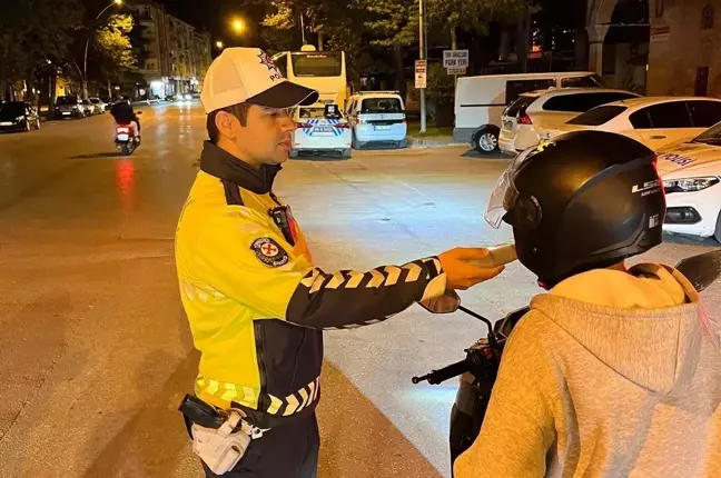 Amasya'da Uyuşturucu Test Cihazıyla Trafik Denetimi Başladı