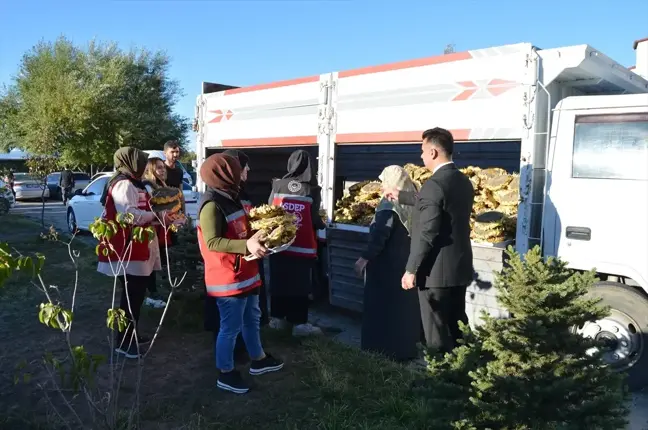 Erzurum'da Şehit Aileleri ve Koruma Altındaki Çocuklardan Kitap Okuma Etkinliği