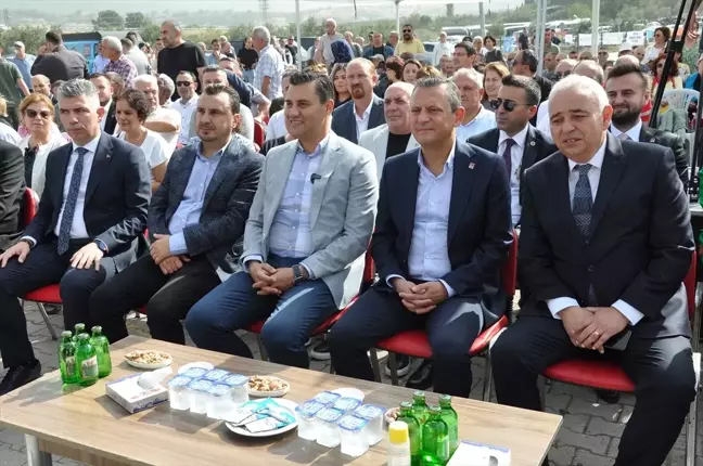 Özgür Özel, Zeytin Şenliği'nde Soma'da Hasat Yaptı