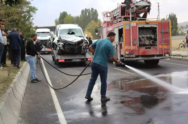 Ağrı'da Trafik Kazası: 10 Yaralı