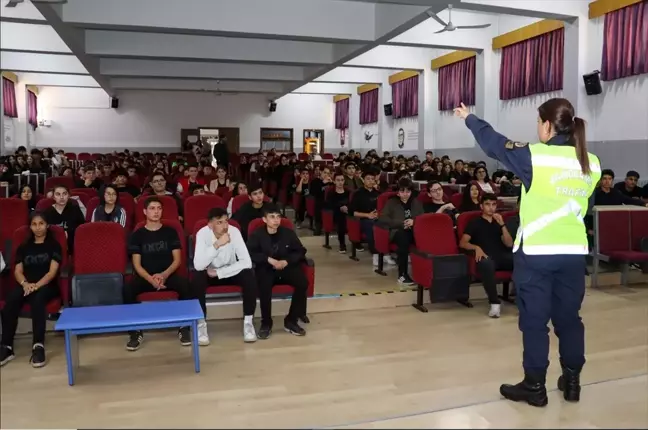 Kayseri'de Öğrencilere Trafik Güvenliği Eğitimi Verildi