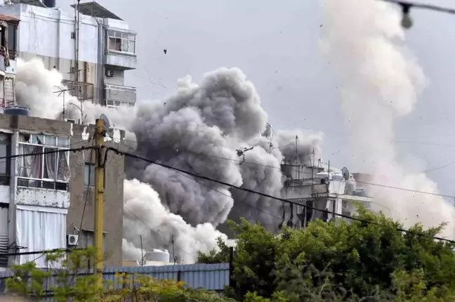 İsrail, Hizbullah Üst Düzey Komutanlarını Vurdu