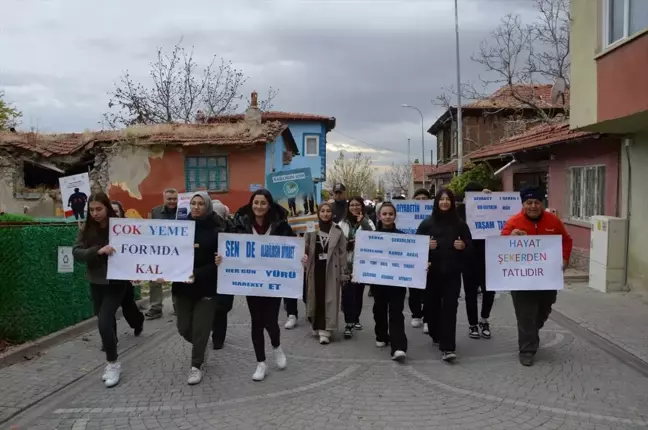 Sivrihisar'da 14 Kasım Dünya Diyabet Günü Yürüyüşü Gerçekleştirildi