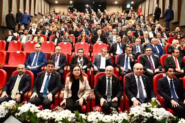 Bakan Şimşek Yalova'da İş Dünyası Buluşması'na Katıldı