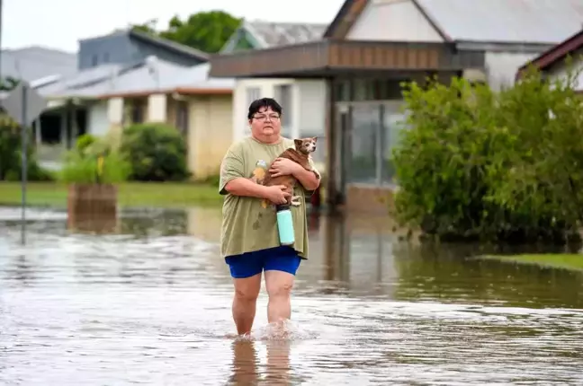 Queensland'deki Sel Felaketi: Can Kaybı 2'ye Yükseldi