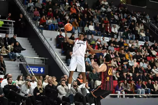 Manisa Basket, Galatasaray'a Mağlup Oldu