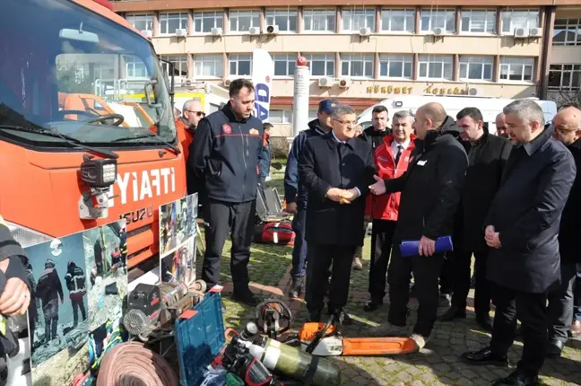 Çankırı, Kastamonu, Tokat ve Sinop'ta 6 Şubat depremlerinde hayatını kaybedenler anıldı