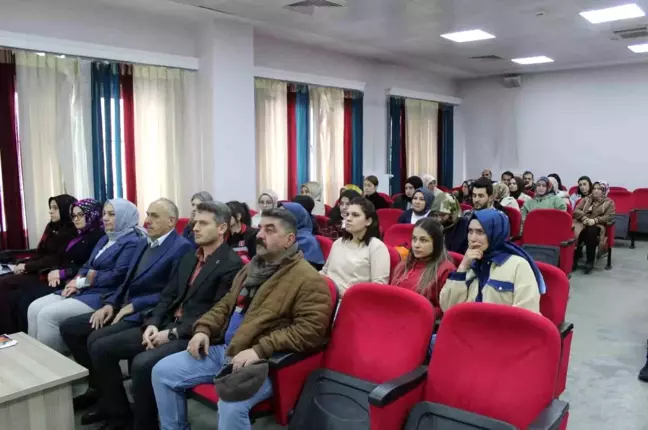 Bayburt'ta Kamu Çalışanlarına Afet Farkındalık Eğitimi