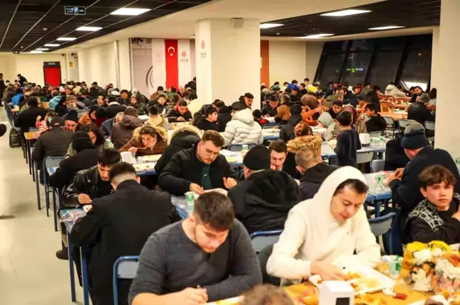 Erzincan'da Terzi Sofrası'nda İftar Geleneği Sürüyor