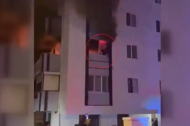 Yalova'da Yangın Anında Pencereden Atlayan Annenin Dramı Kamerada