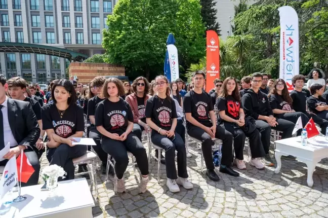Stanford, Oxford, Columbia'dan kabul alan öğrenciler İstanbul'da buluştu
