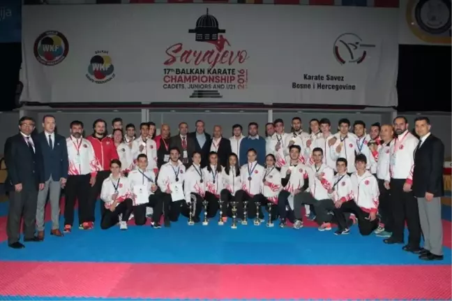 Kağıtsporlu Milli Karateciler Balkanları Fethetti