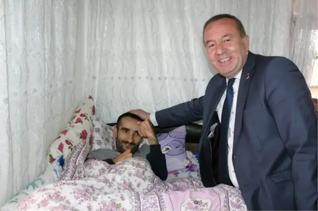 Başkan Şahiner Sepetçi Ailesini Sevindirdi