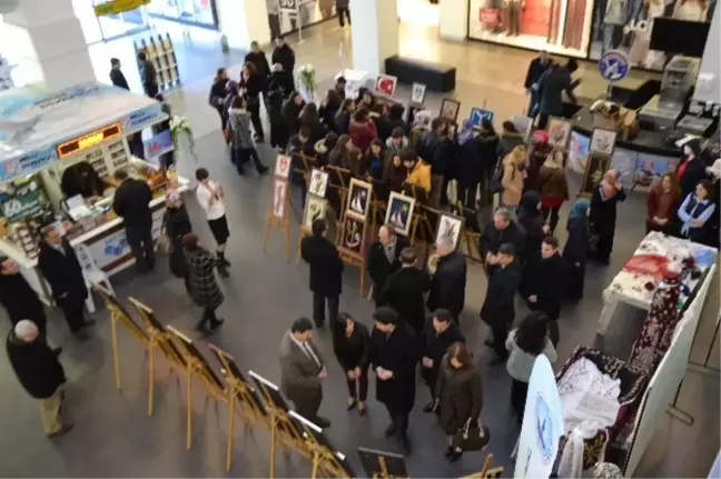 Biga'da Butik Sergi Açıldı