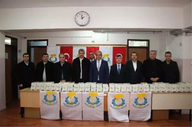 Demirkol'dan 60 Bin Öğrenciye Siyer-i Nebi Kitabı