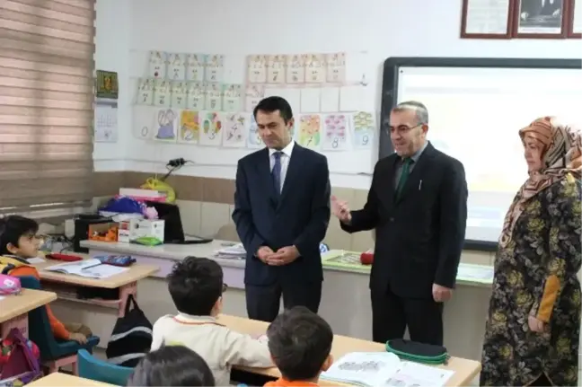 Vali Aktaş Mesaisine Okul Ziyareti ile Başladı
