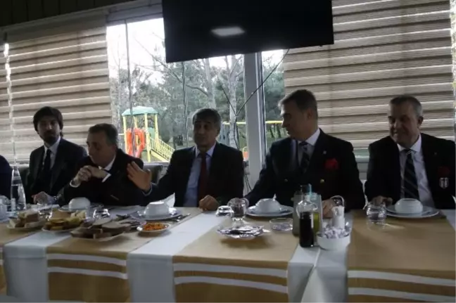 Beşiktaş'tan Trabzon Futbol Ailesine Yemek