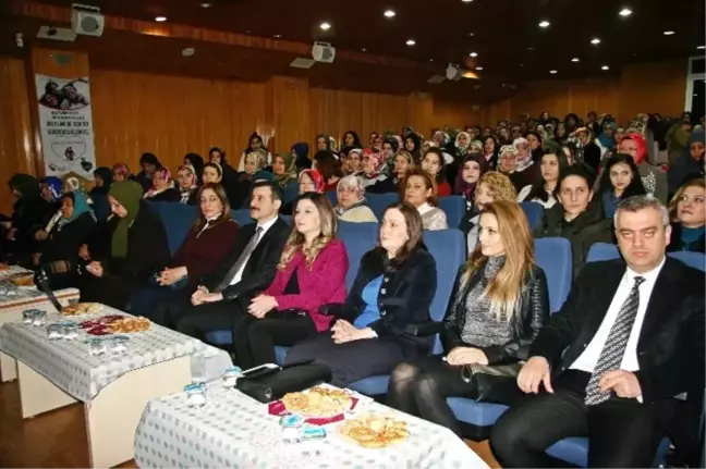 Sungurlu'da Koruyucu Aile ve Kadın İstihdamı Konulu Toplantı