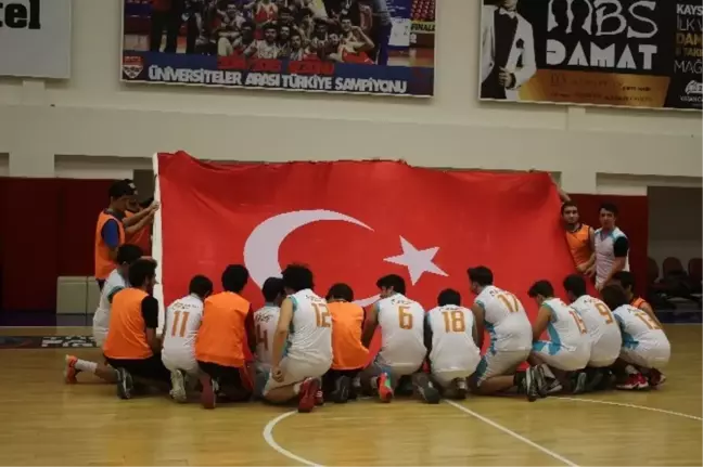 Tekden'li Öğrencilerden Halep ve Şehit Yakınları İçin Dostluk Maçı