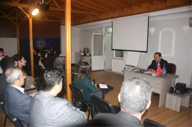 Eski Emniyet İstihbarat Dairesi Başkanı Orakoğlu Genç İletişimcilerle Bir Araya Geldi