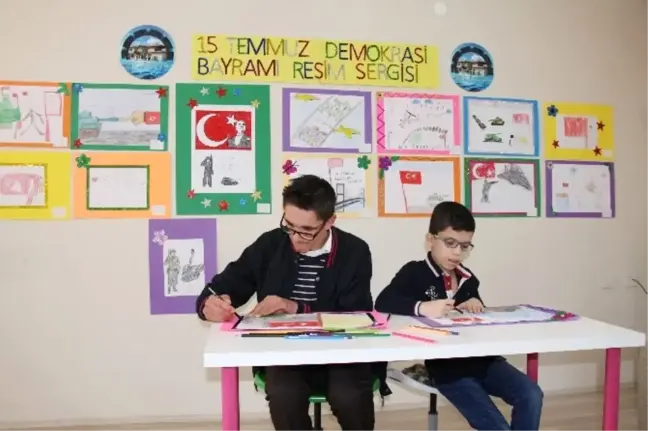 Haber Özel) Engelli Öğrenciler 15 Temmuz'u Böyle Resmetti