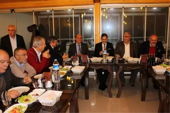 Emirdağ'dan Çifteler İlçesine Atanan Kaymakam Akın Ağca'ya Veda Yemeği