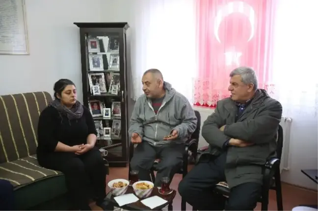 Başkan Karaosmanoğlu, El Bab Şehidi Albayrak'ın Babasını Ziyaret Etti