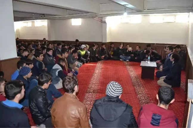 Başkan Asya, Öğrencilere Tavsiyelerde Bulundu
