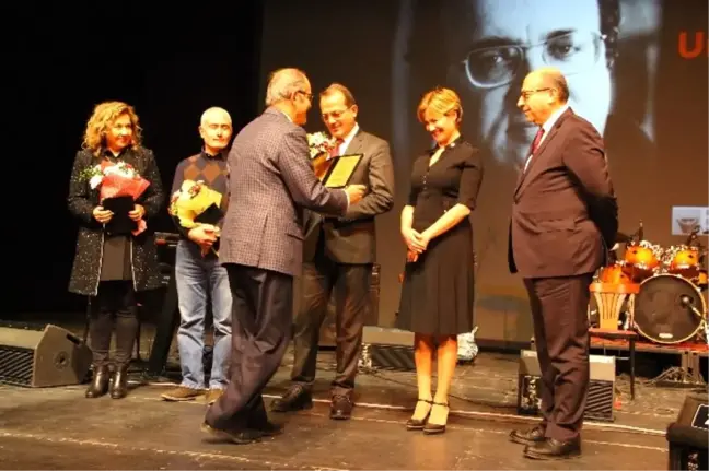 Çgd Uğur Mumcu Anma Gecesi ve Ödül Töreni