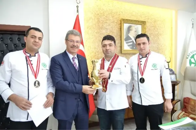 Ulusal Modern Türk Mutfağı Yemek Yarışması'nda Kayseri Şeker Aşçıları Birinci Oldu