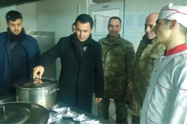 Kaymakam Uzan'dan Jandarma Karakoluna Ziyaret